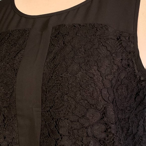 Reitmans Sleeveless Lace & Sheer Blouse - Picture 3 of 6